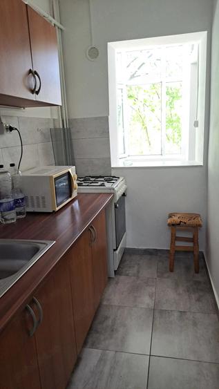 Garsonieră decomandată în Central