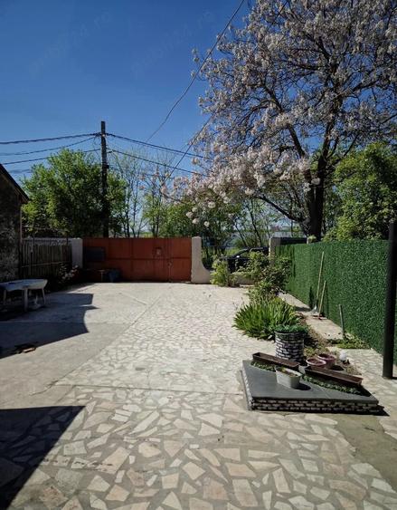 Casă cu Teren 277 Mp în Chitila