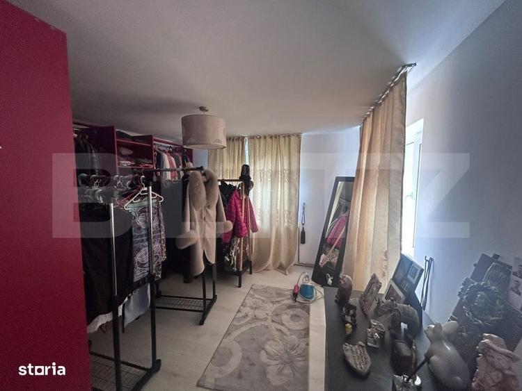 Casă cu 4 camere în Podari