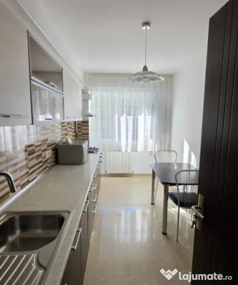 Apartament cu 2 camere decomandat în Ultracentral