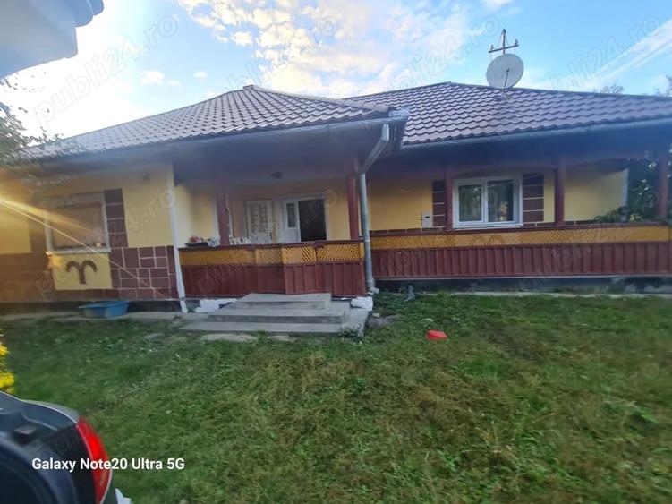 Casă cu 3 camere cu Teren 7000 Mp în Asuaju de Sus