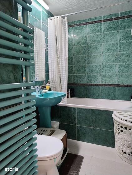 Apartament cu 3 camere în Nufărul