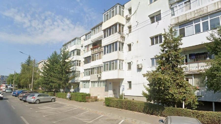 Apartament cu 2 camere decomandat în Trivale