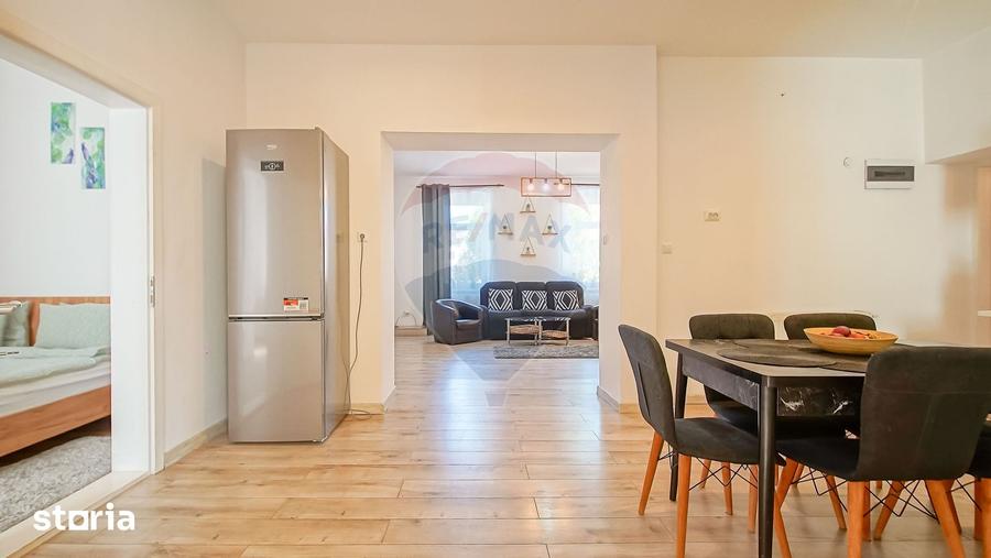Casă cu 6 camere cu Teren 700 Mp în Ultracentral