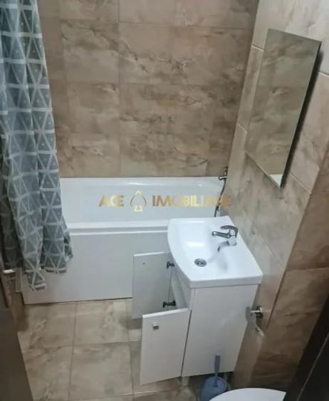 Apartament cu 2 camere decomandat, mobilat în Victoriei