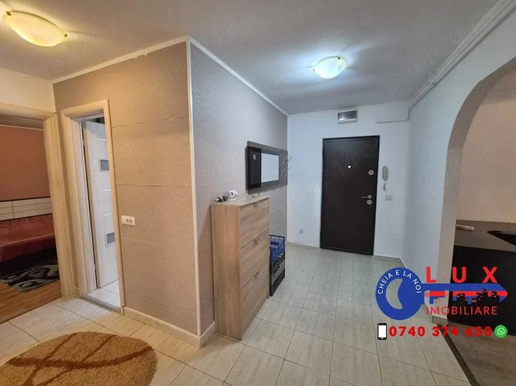 Apartament cu 3 camere decomandat în Babadag