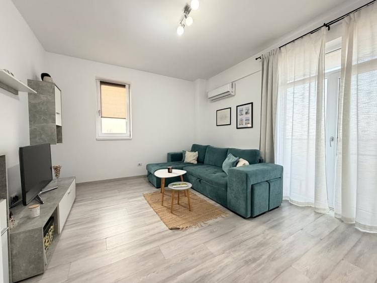 Apartament cu 2 camere decomandat, mobilat în Girocului