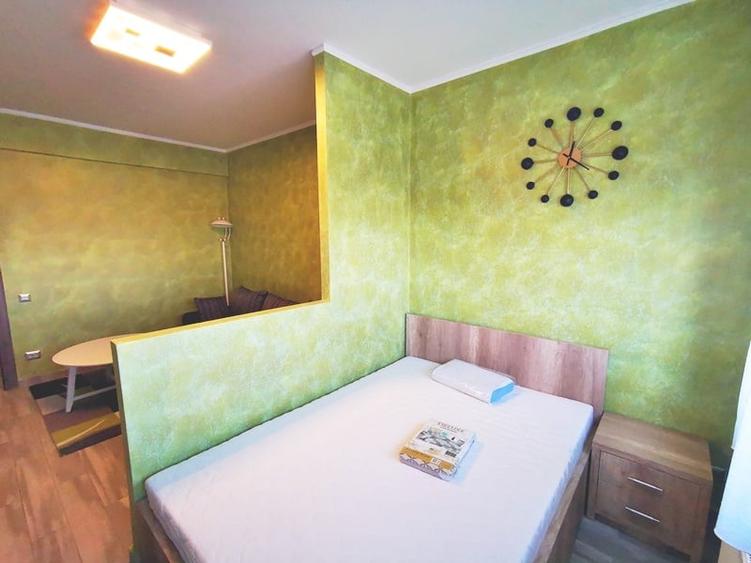 Garsonieră decomandată în Politehnica