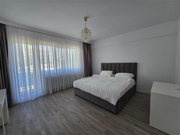 Apartament cu 4 camere decomandat, mobilat în Bucureștii Noi