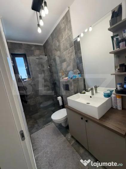 Casă cu 4 camere cu Teren 400 Mp în Central