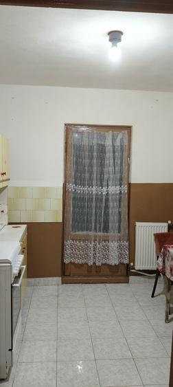 Dau in chirie apartament cu doua camere Nufarul I Oradea - 7