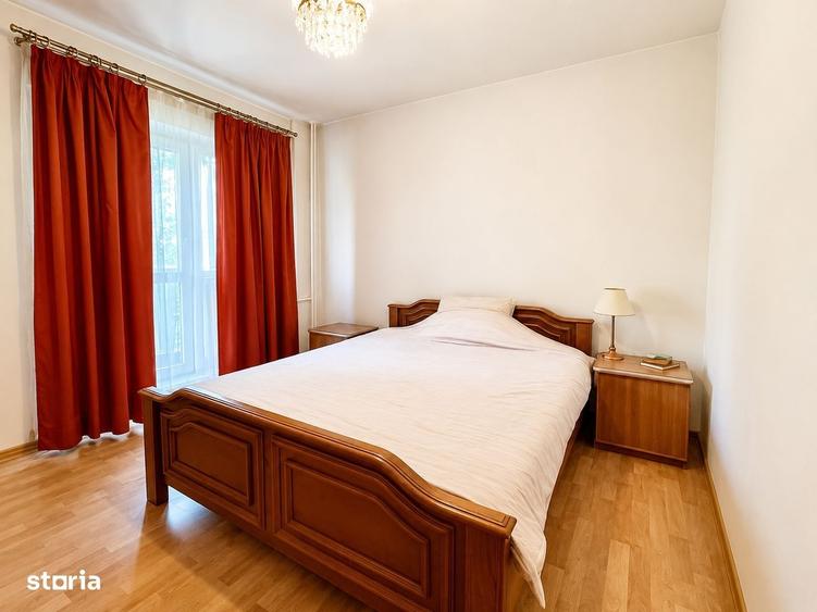 Apartament cu 3 camere decomandat în Tineretului