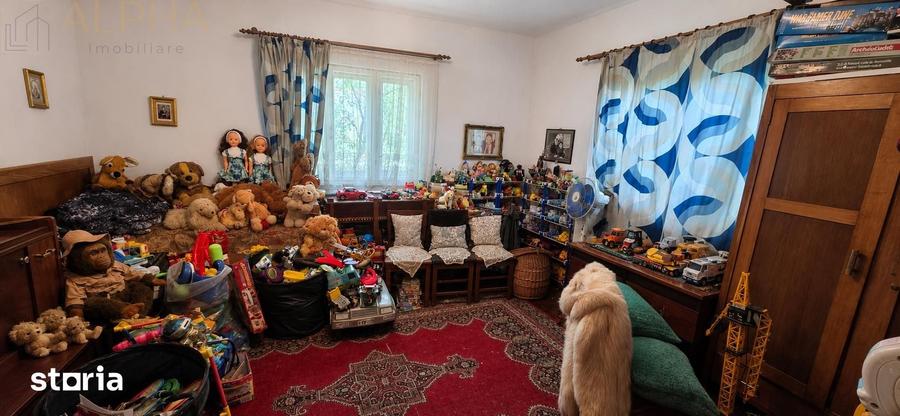Casă cu 5 camere cu Teren 2320 Mp în Galații Bistriței
