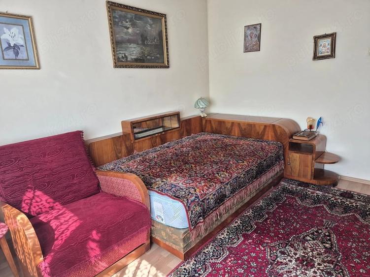 Apartament cu 2 camere decomandat în Boema