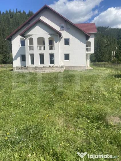 Vila cu etaj de vanzare in Pojorata - 6
