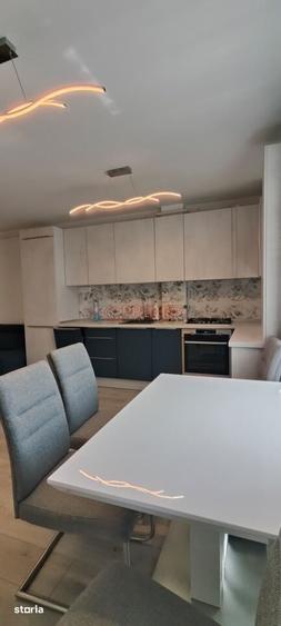 Apartament cu 3 camere în Olteniței