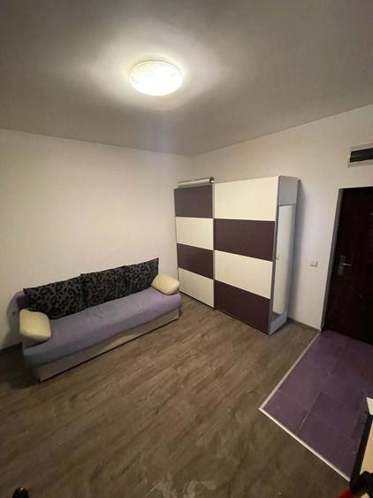 Garsonieră decomandată în Lotrioara