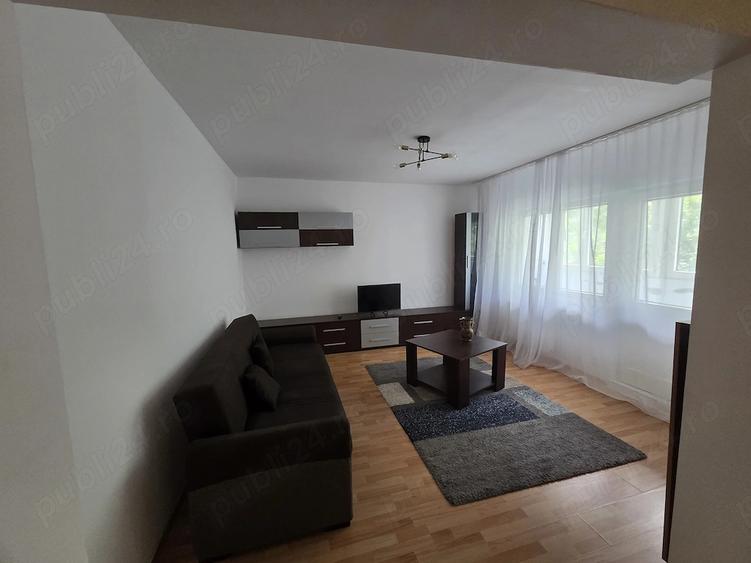 Apartament cu 2 camere decomandat în Govândari
