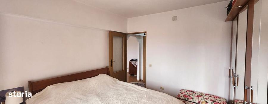 Apartament cu 2 camere decomandat, mobilat în Florilor