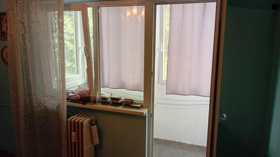 Apartament cu 3 camere semidecomandat în Ultracentral