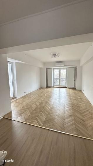Apartament cu 4 camere în Unirii