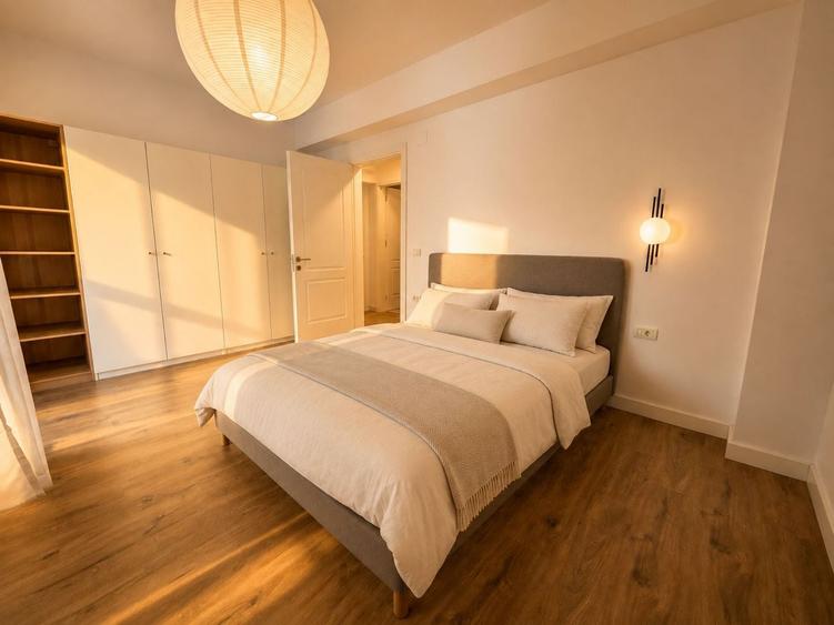 Apartament 4 camere de închiriat Armenească – Universitate NOU - 12