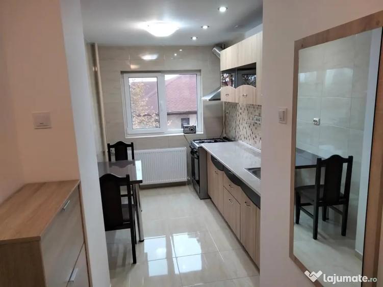 Apartament cu 2 camere semidecomandat în Iancului