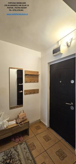 Apartament cu 3 camere semidecomandat în Ultracentral