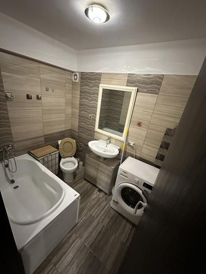 Apartament cu 2 camere decomandat în Exterior Vest