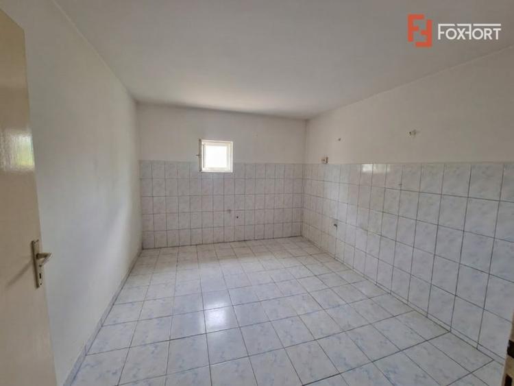 Casă individuală cu 3 camere cu Teren 2096 Mp în Ianova