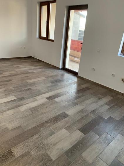 Casă cu 3 camere cu Teren 200 Mp în Strejnicu