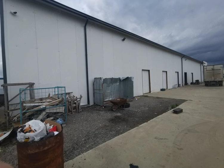 Spațiu comercial, de 500 mp, în Giarmata