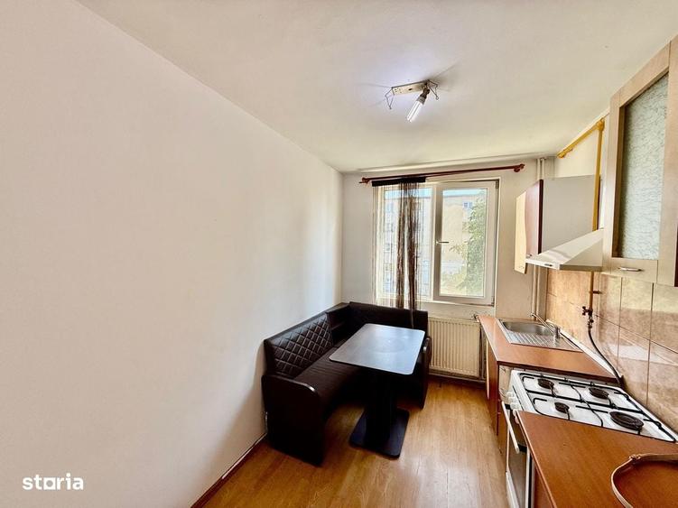 Apartament cu 3 camere -etaj 2-mobilat si utilat - 6