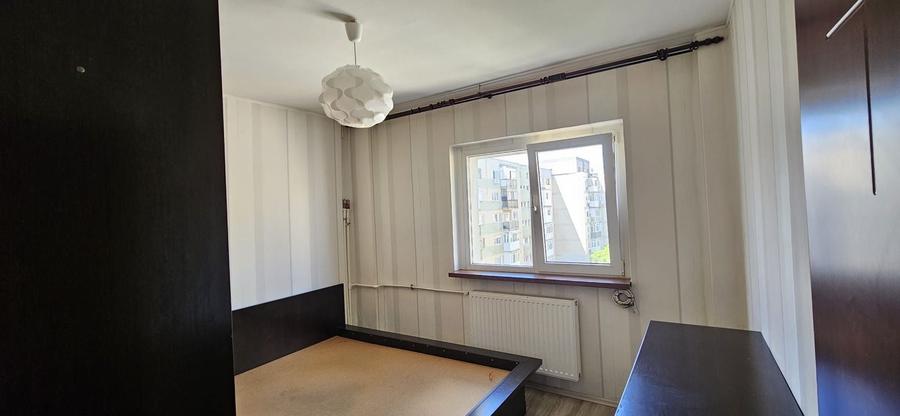 Apartament cu 3 camere decomandat, mobilat în Militari