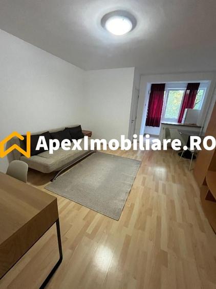 Garsonieră decomandată, mobilată în Berceni