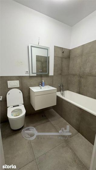 Apartament cu 2 camere în Baza 3