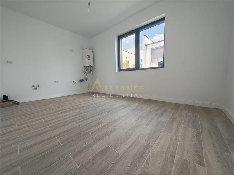 Casă individuală cu 5 camere cu Teren 259 Mp în Berceni