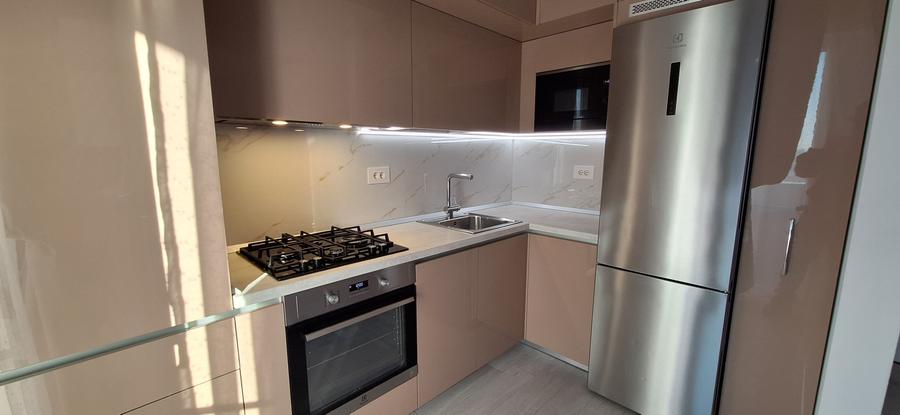 Apartament cu 2 camere decomandat, mobilat în Aradului