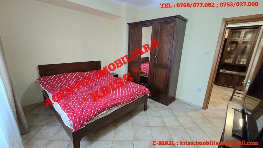 Apartament cu 3 camere decomandat în Prundu
