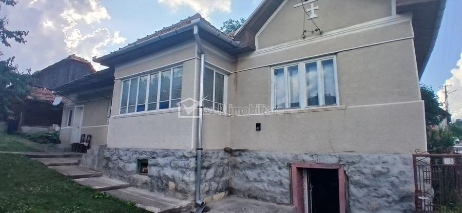 Casă cu 3 camere cu Teren 80 Mp în Sălicea