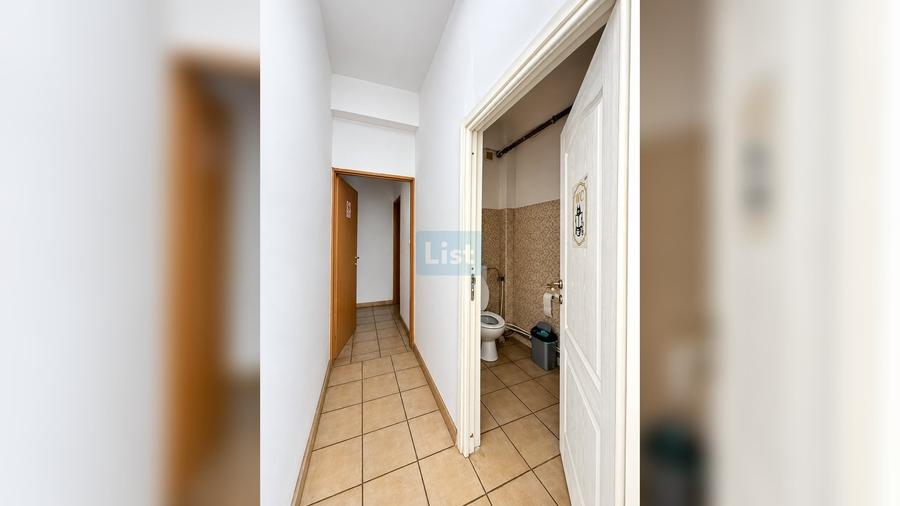 Spațiu comercial, de 200 mp, în Florești