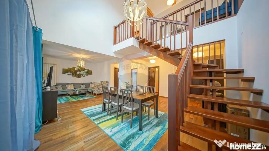 Apartament cu 5 camere decomandat în Zamora