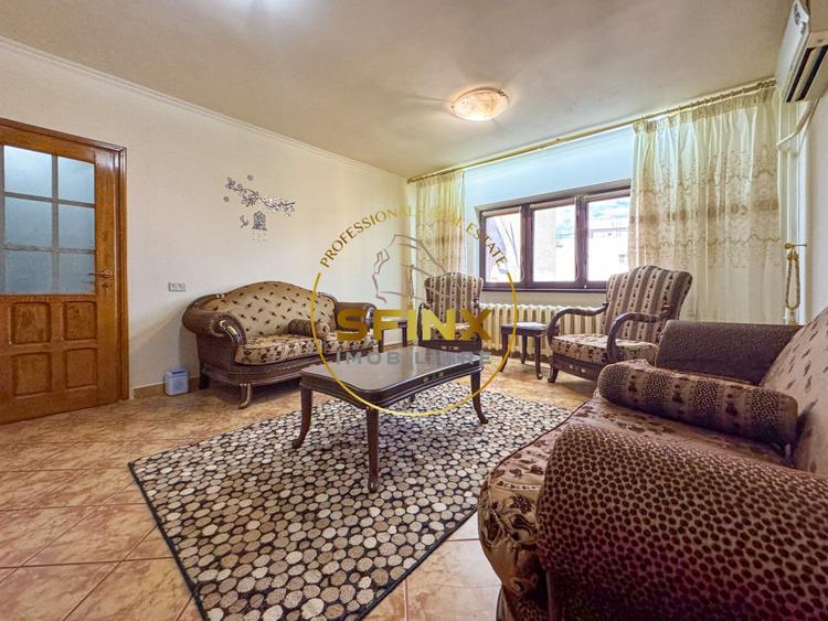 Apartament cu 4 camere decomandat, mobilat în Nerva Traian
