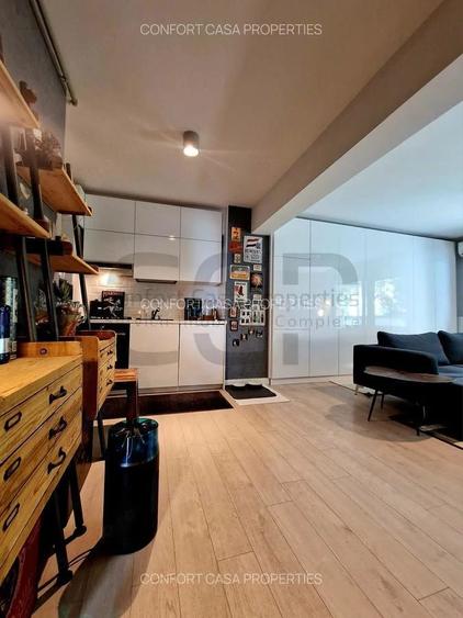 Apartament cu 3 camere în Victoriei