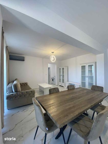 Apartament cu 3 camere semidecomandat în Carpați 2