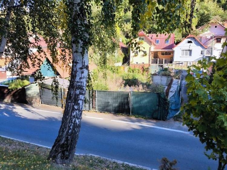 Teren Construcții intravilan de 213 mp, în Schei