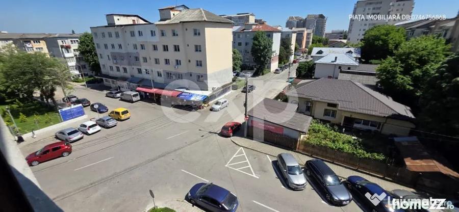Apartament cu 2 camere decomandat în Micro 4