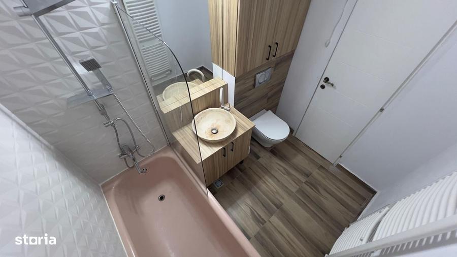 Apartament cu 2 camere decomandat în Petros