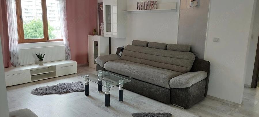 Apartament cu 2 camere semidecomandat în Torontalului