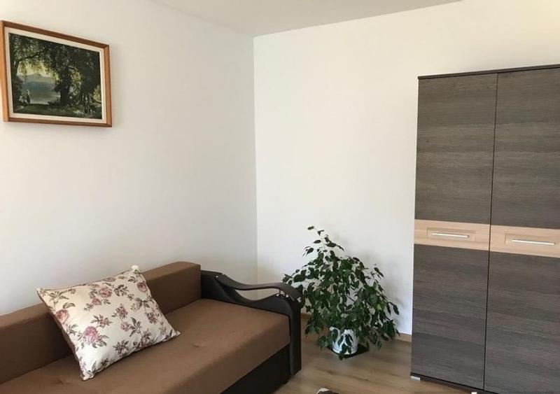 Apartament cu 2 camere decomandat în Baba Novac